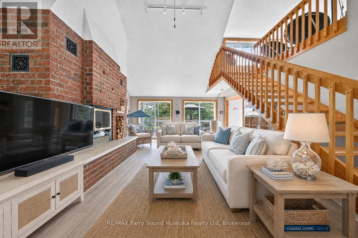 39 FRED DUBIE ROAD - 36