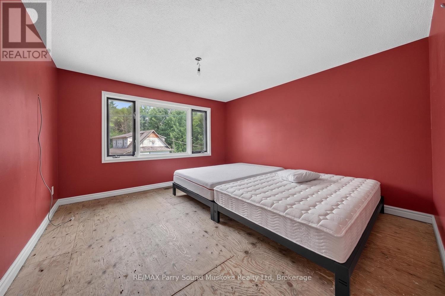 39 FRED DUBIE ROAD - 43