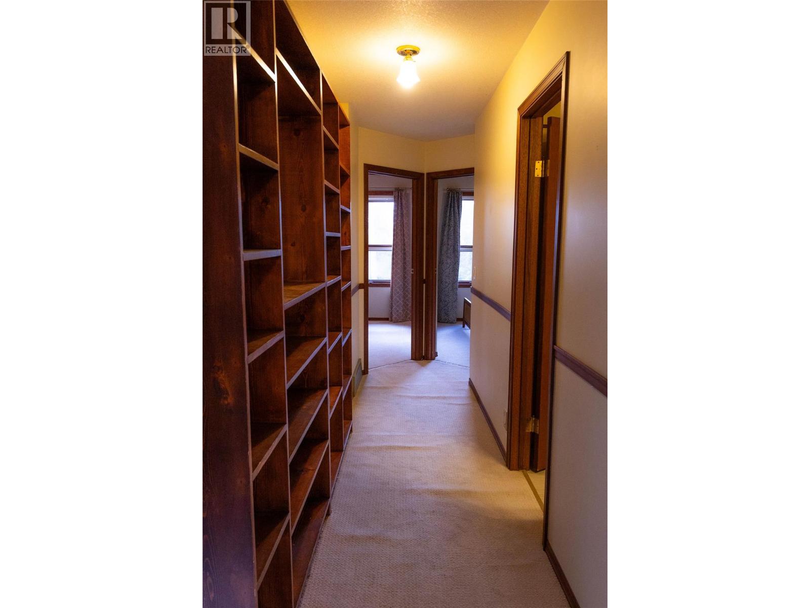 1920 Lakeview Drive - 20