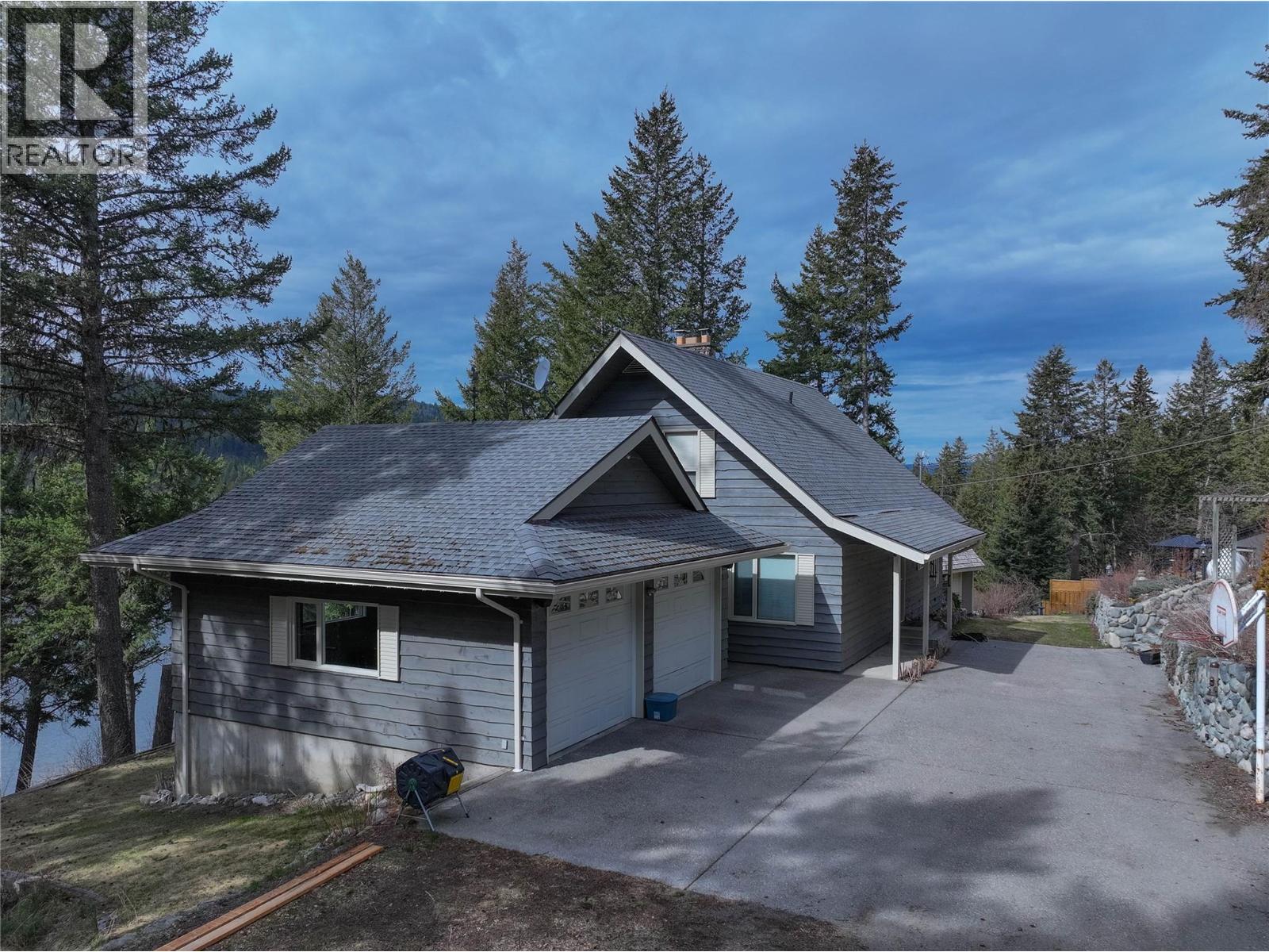 1920 Lakeview Drive - 38