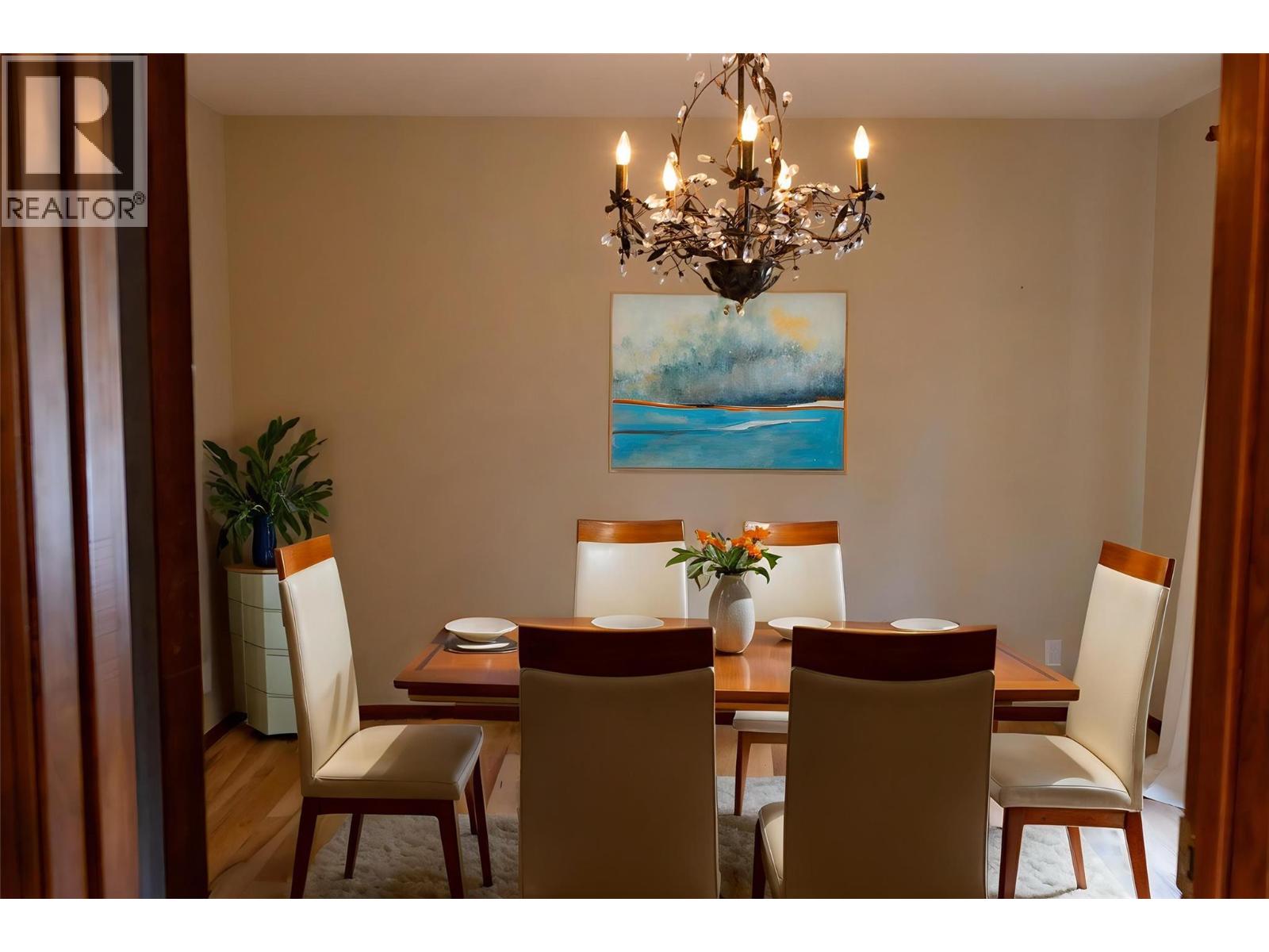 1920 Lakeview Drive - 12