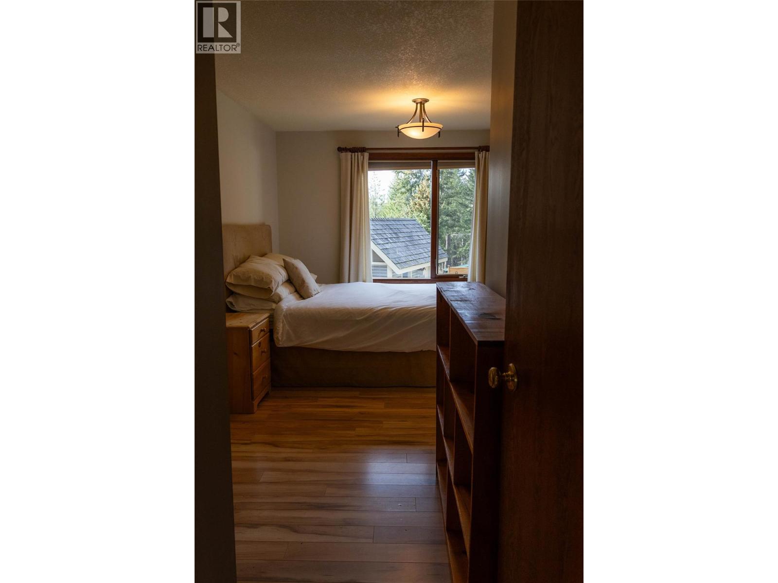 1920 Lakeview Drive - 15
