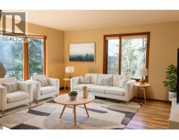 Bedroom - 1920 Lakeview Drive, Kamloops, BC V0E1Z1 Photo 10