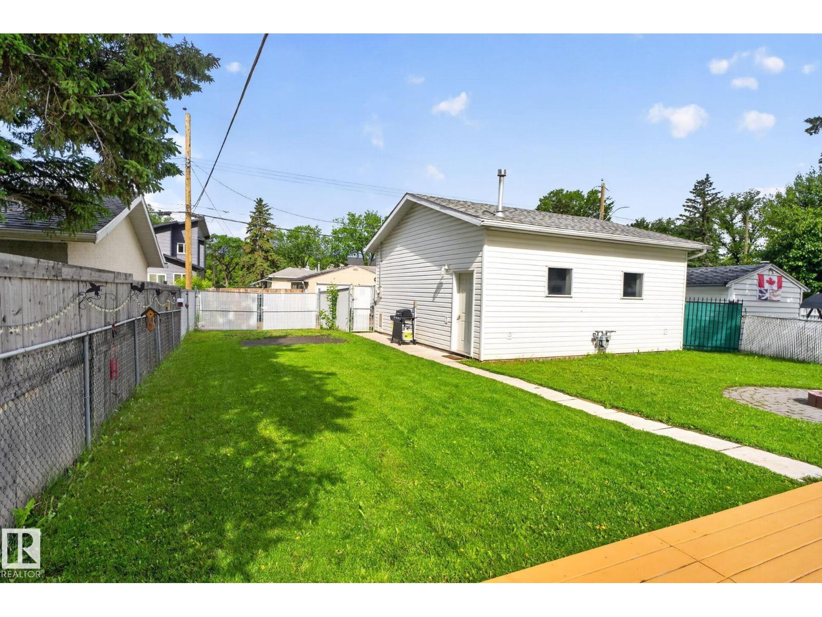 12952 114 ST NW - 22