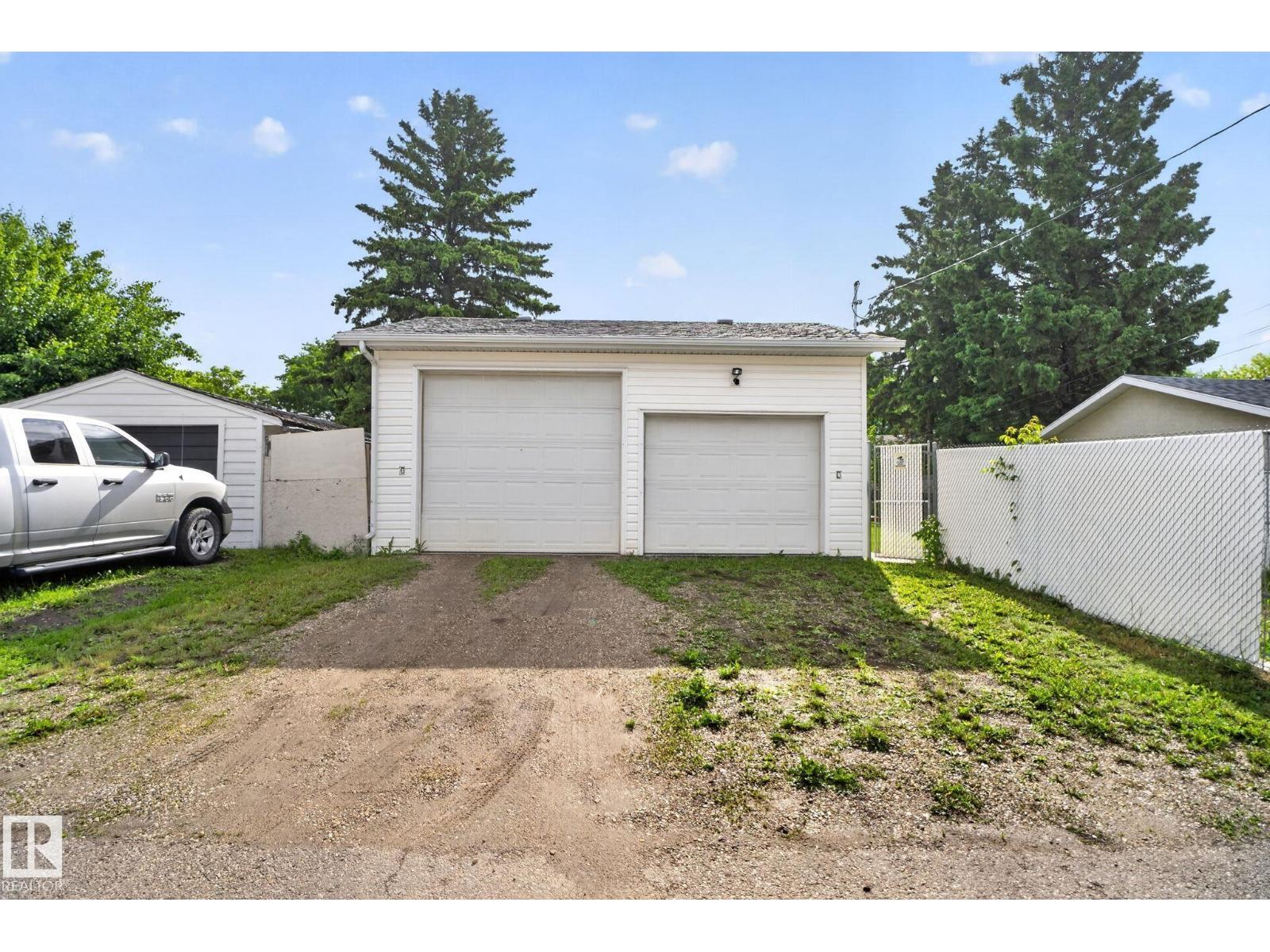 12952 114 ST NW - 31