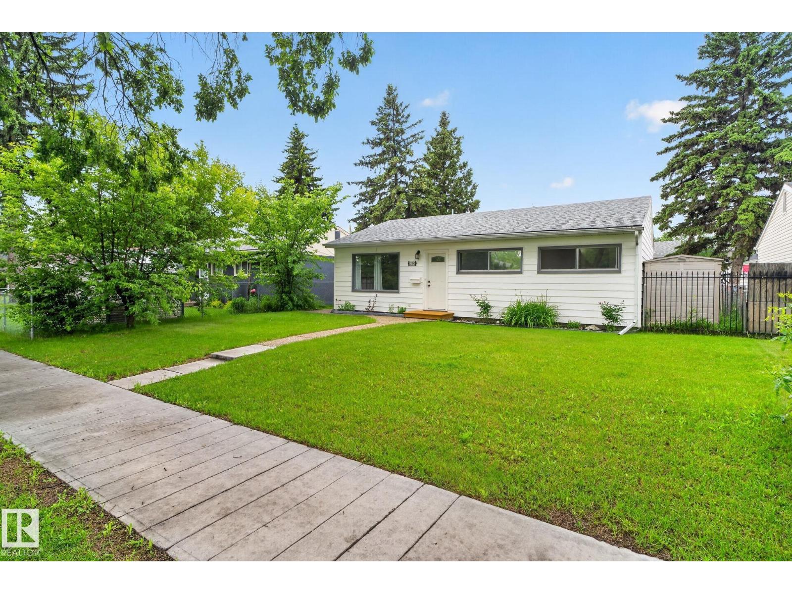 12952 114 ST NW - 30