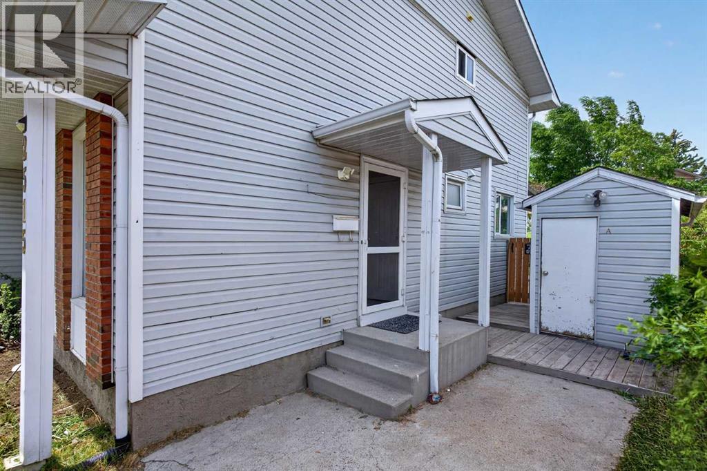 2515 62 Street NE - 3