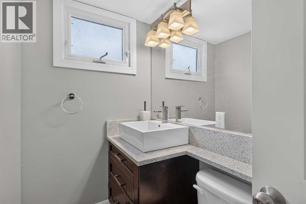 2515 62 Street NE - 15