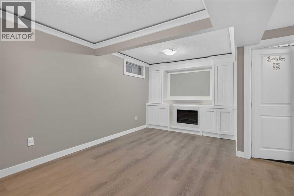 2515 62 Street NE - 32