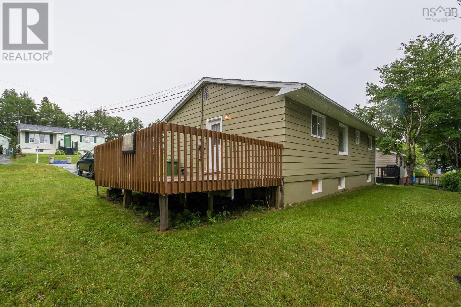 22 Badger Avenue - 43