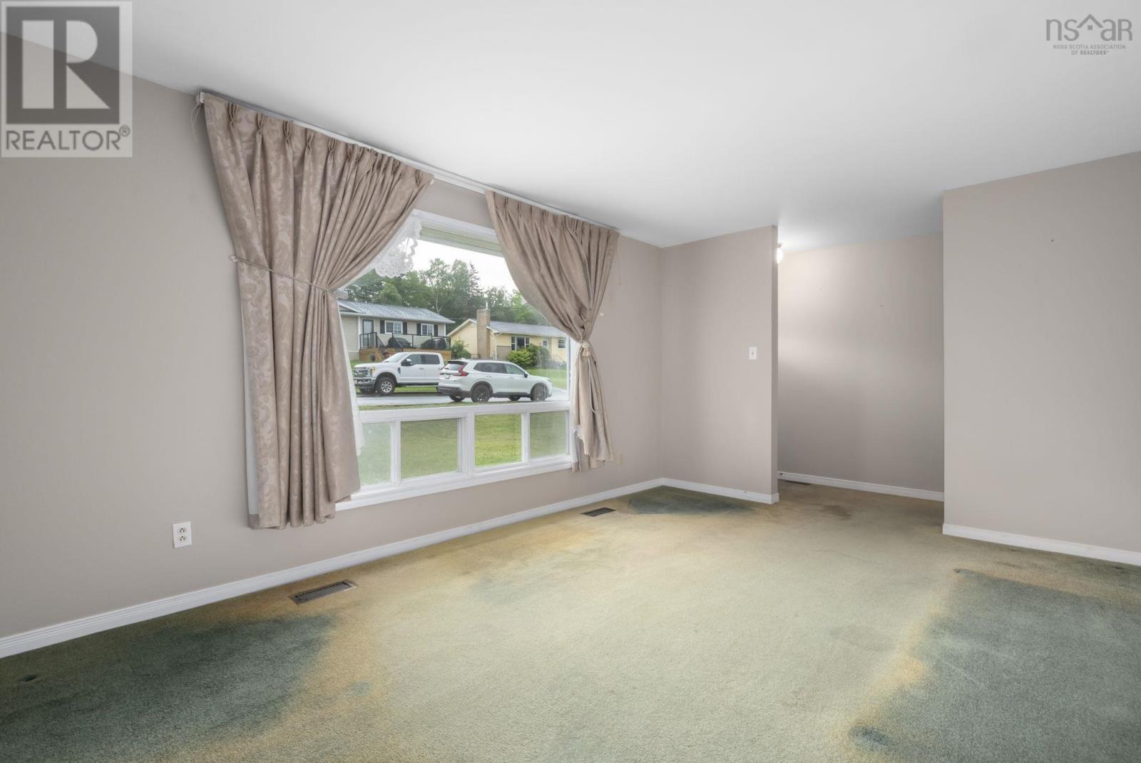 22 Badger Avenue - 5