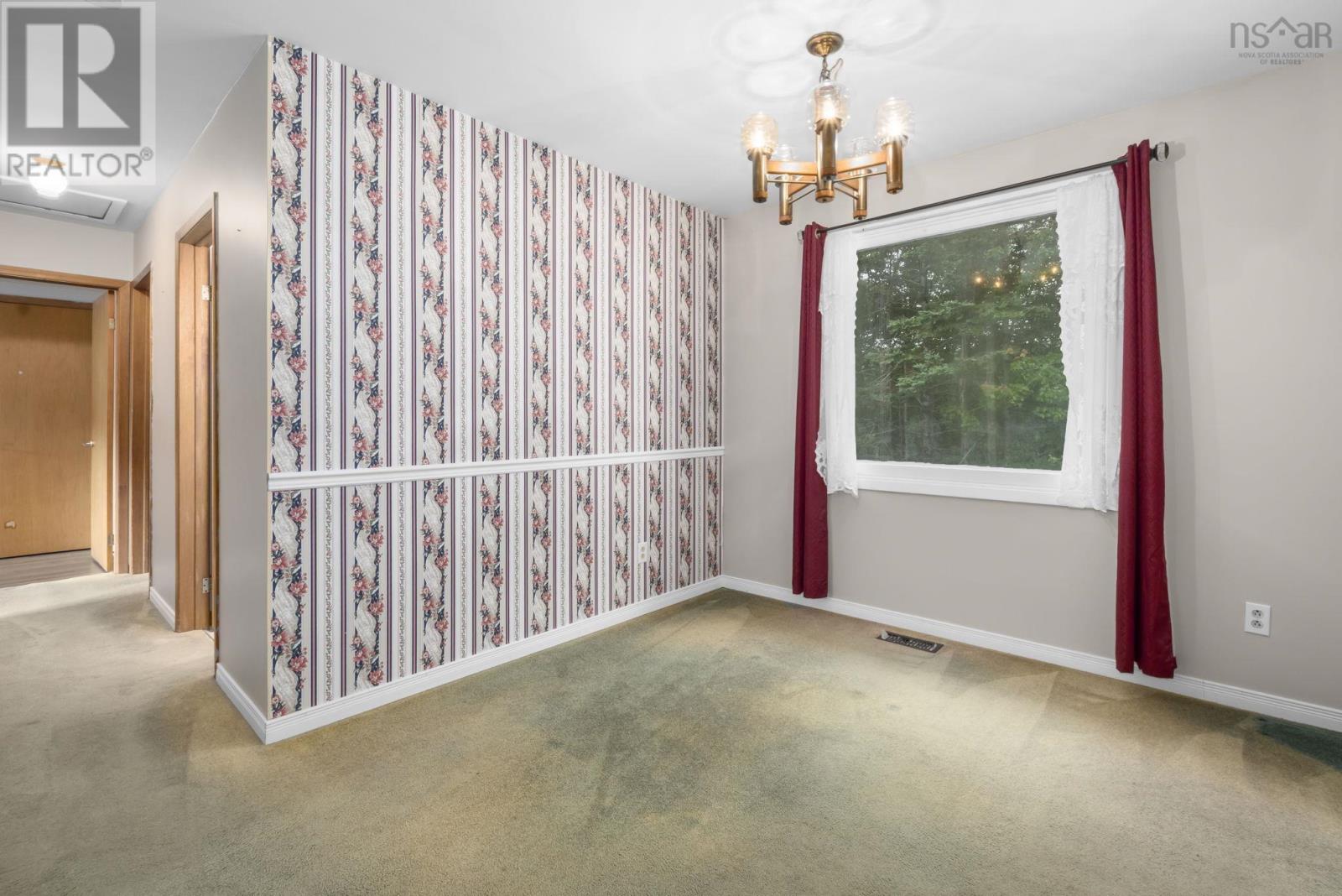 22 Badger Avenue - 8
