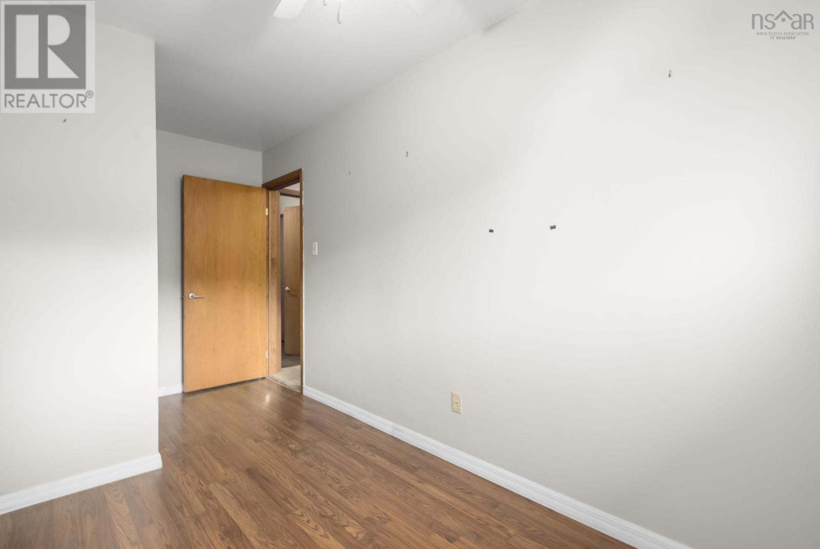 22 Badger Avenue - 20