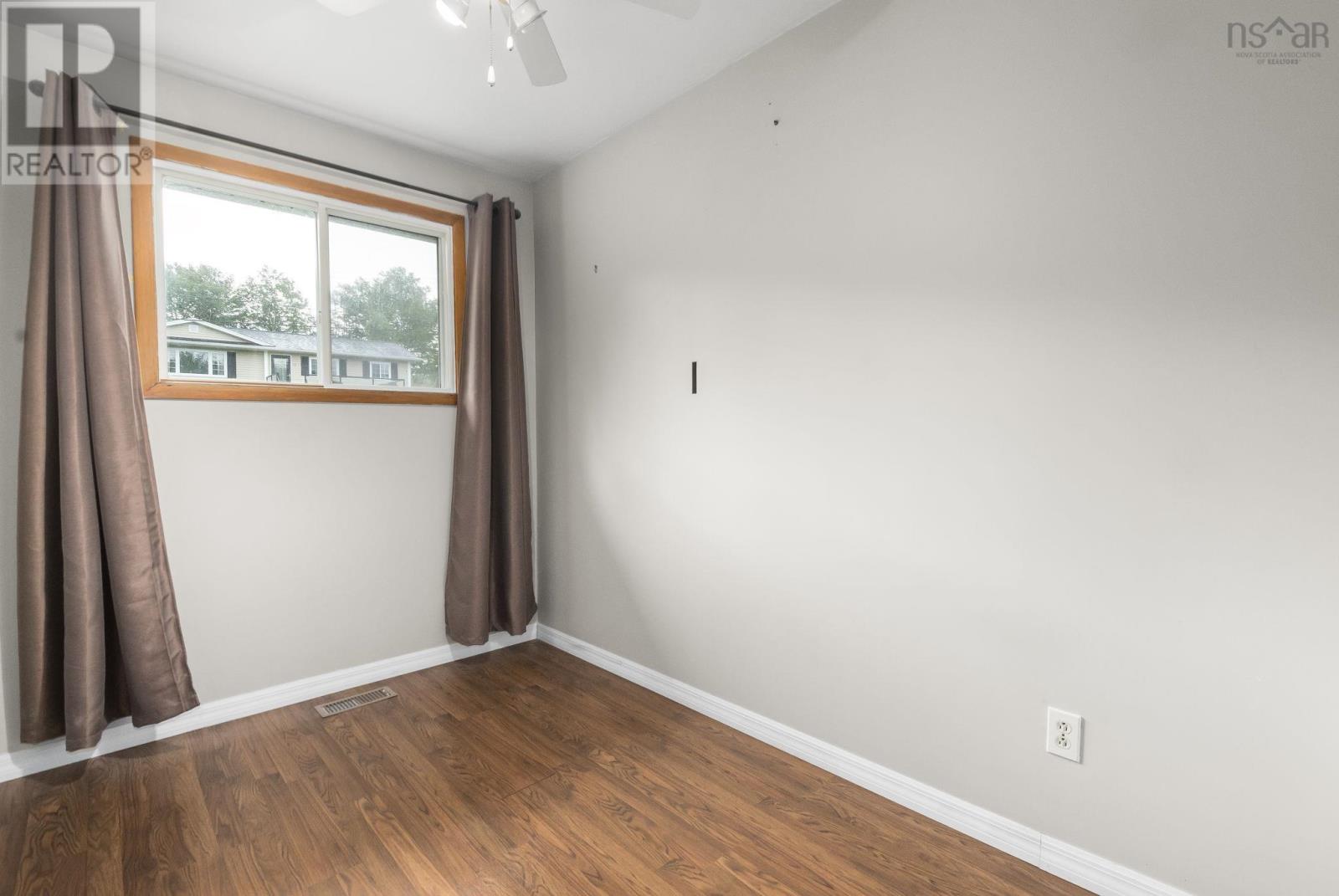 22 Badger Avenue - 19