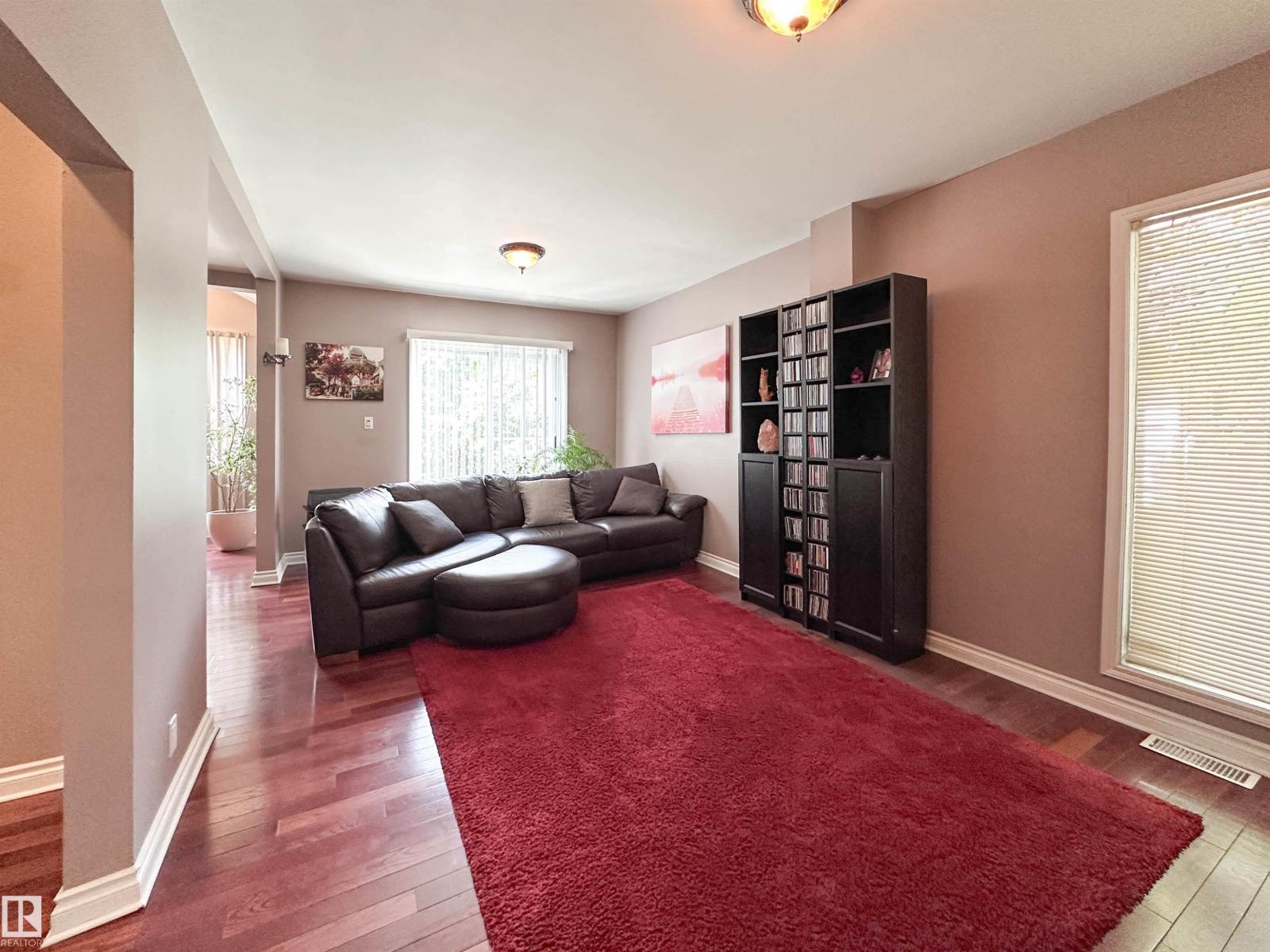 11825 80 ST NW - 12