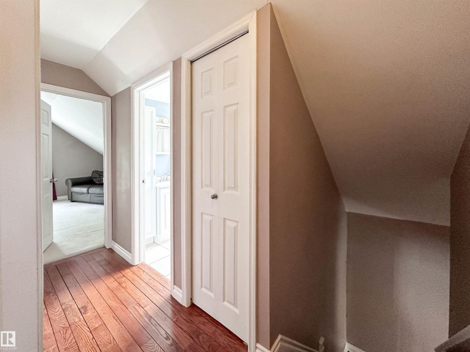 11825 80 ST NW - 23