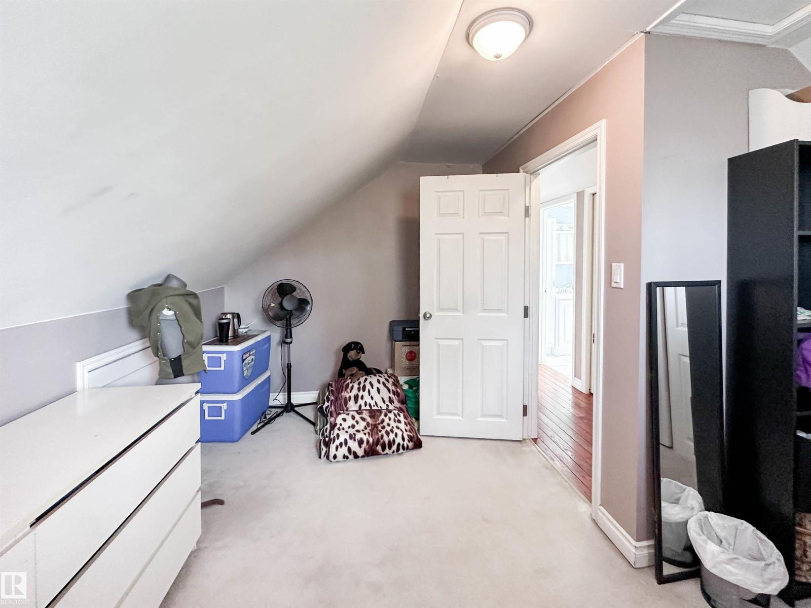 11825 80 ST NW - 25