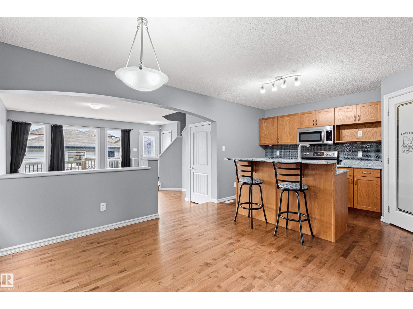 1154 35A AV NW - 10