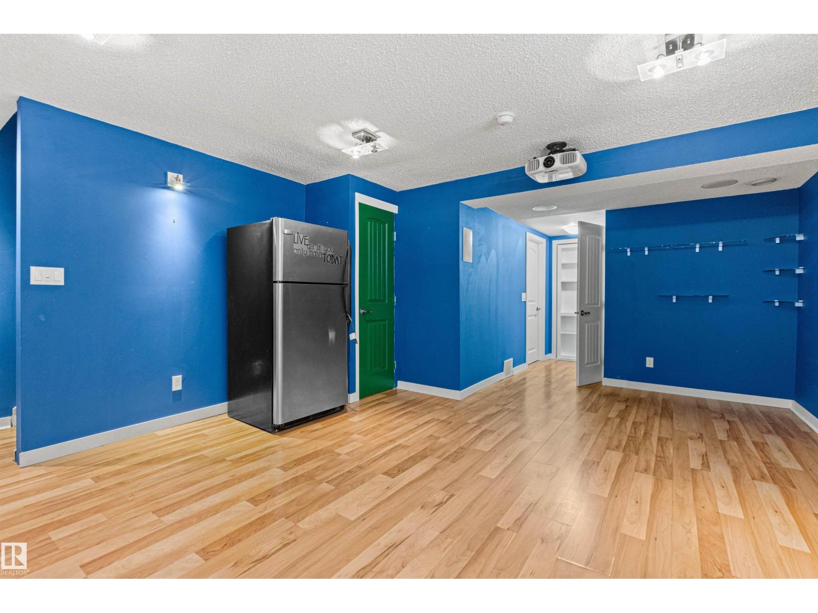 1154 35A AV NW - 36