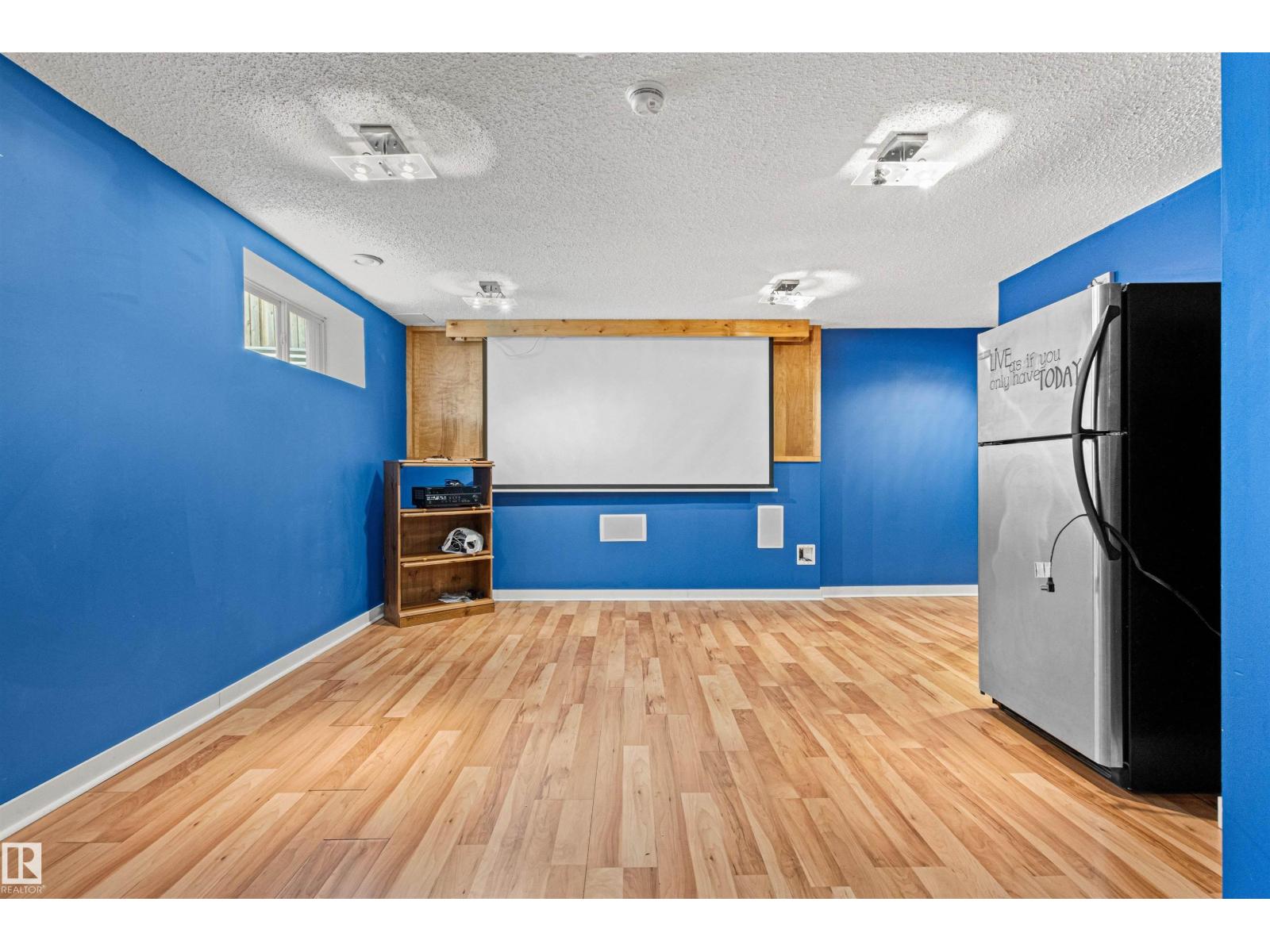 1154 35A AV NW - 38