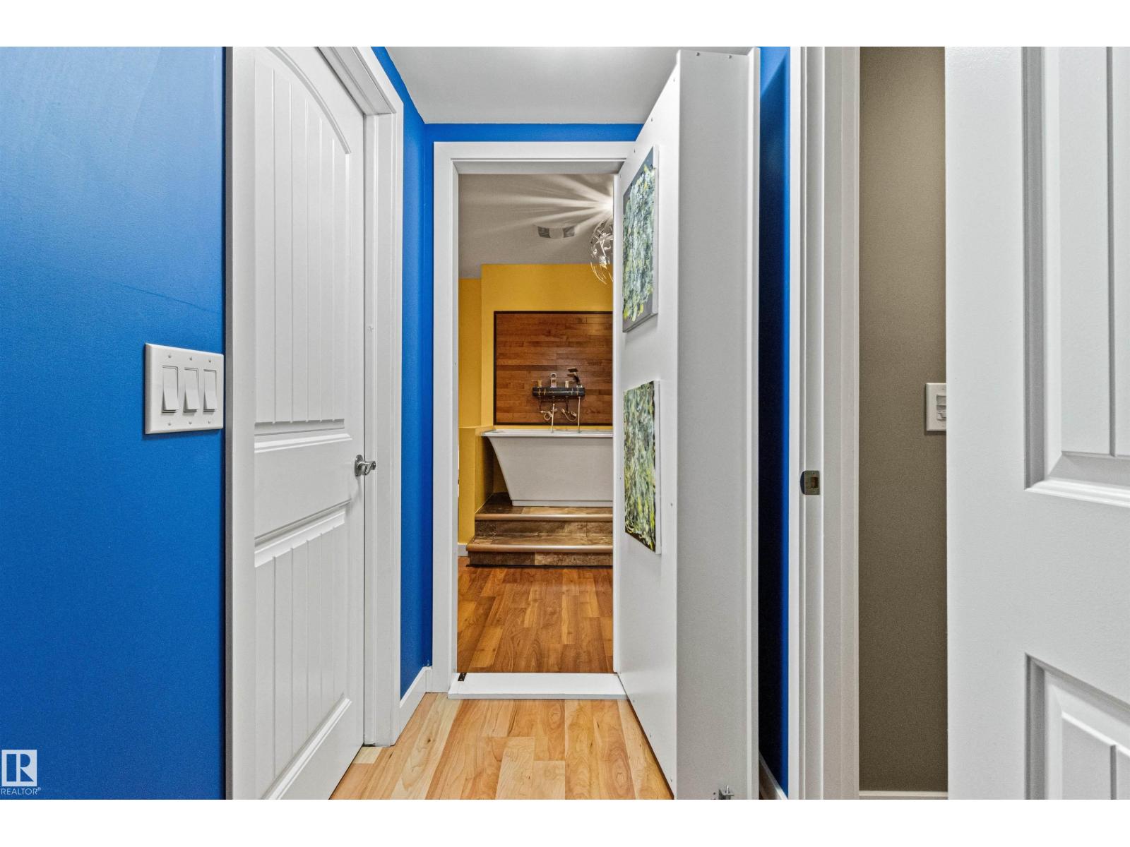 1154 35A AV NW - 40
