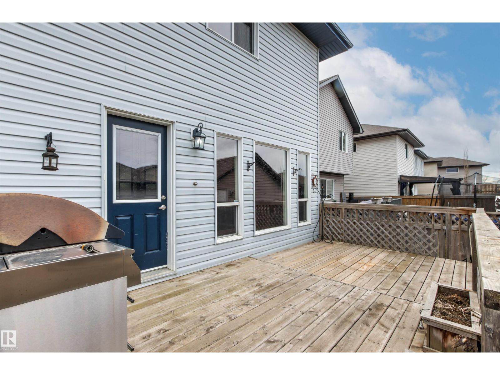 1154 35A AV NW - 50