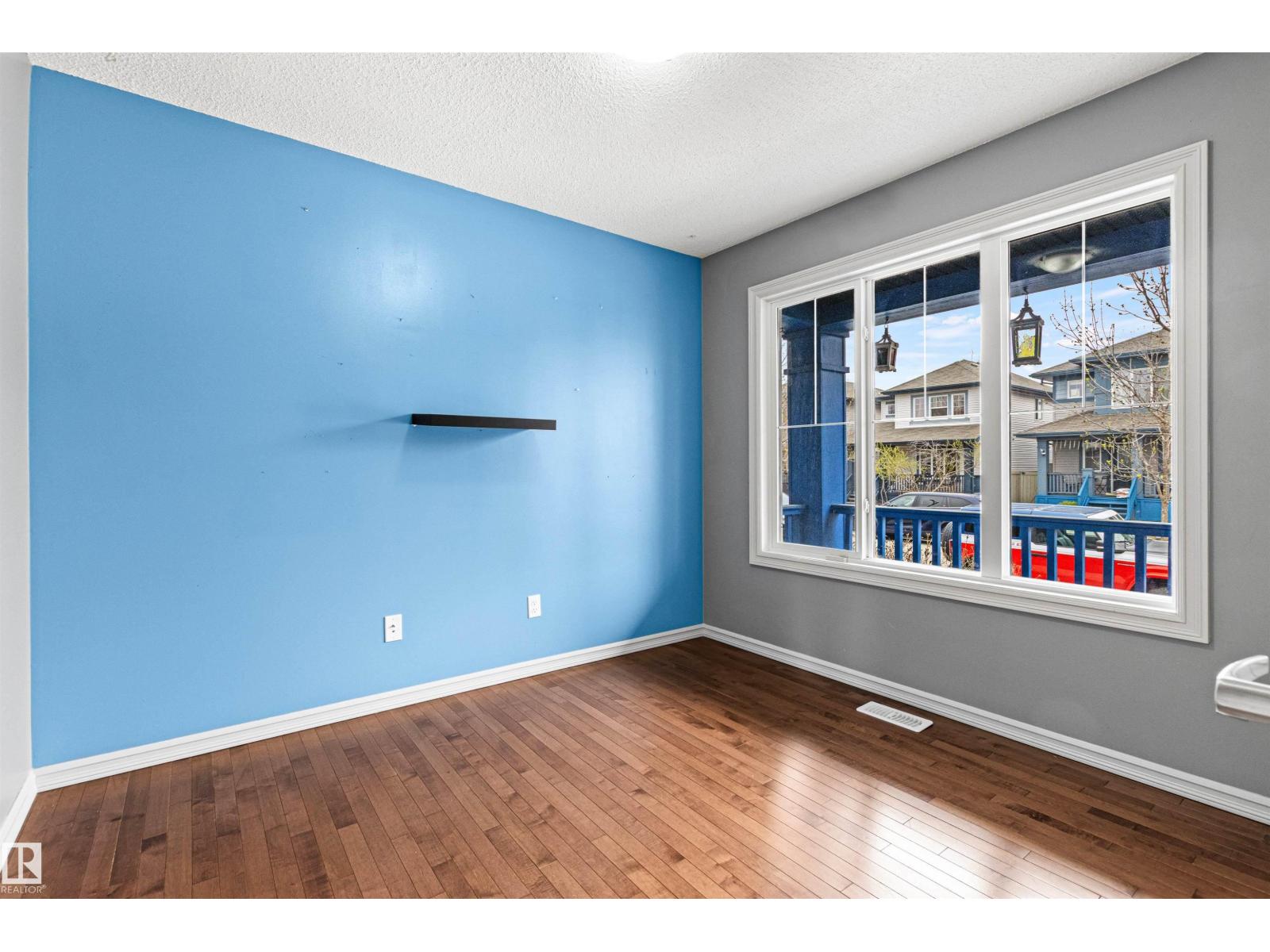 1154 35A AV NW - 7