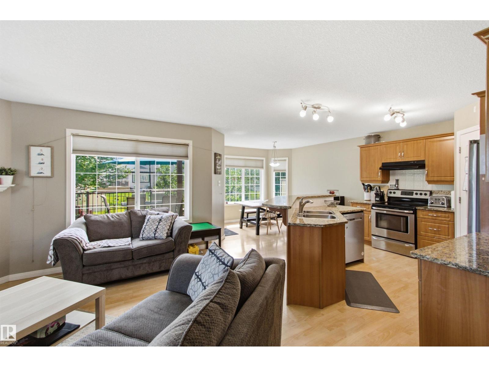 8203 5 AV SW - Image 7