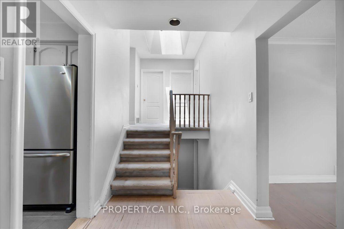 48 KENNARD AVENUE - 12