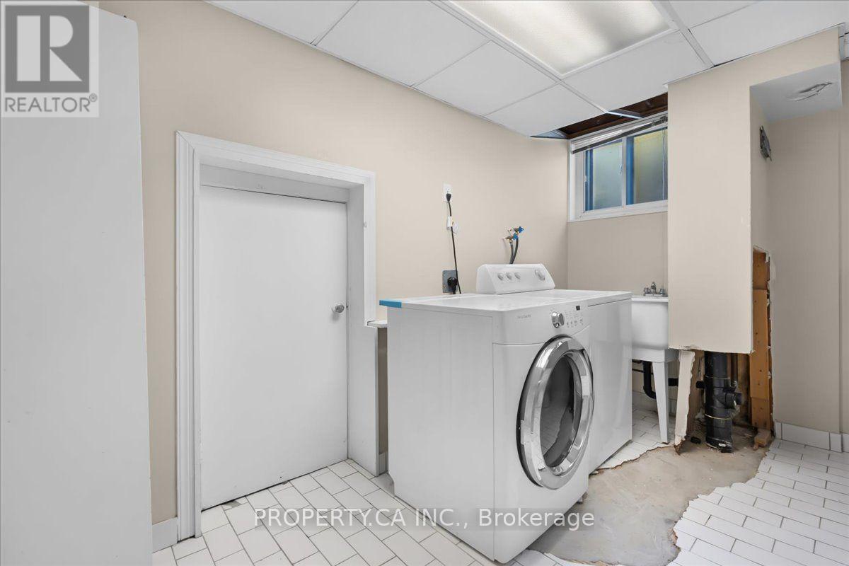 48 KENNARD AVENUE - 28