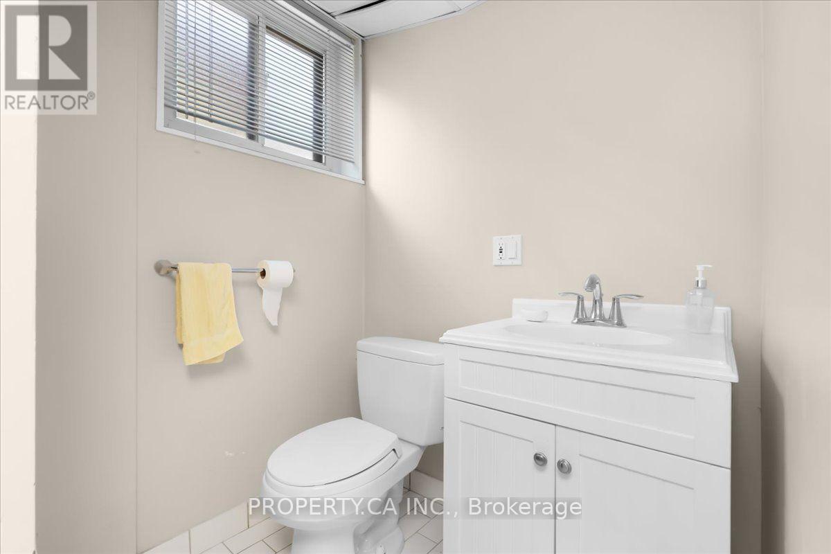 48 KENNARD AVENUE - 29