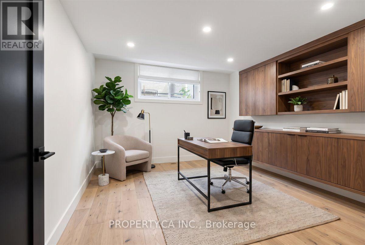 48 KENNARD AVENUE - 31