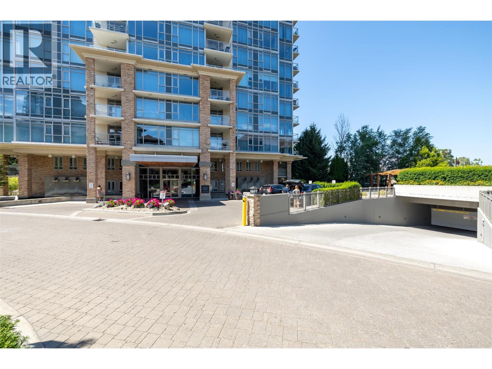 2308 1075 Sunset Drive, Kelowna
