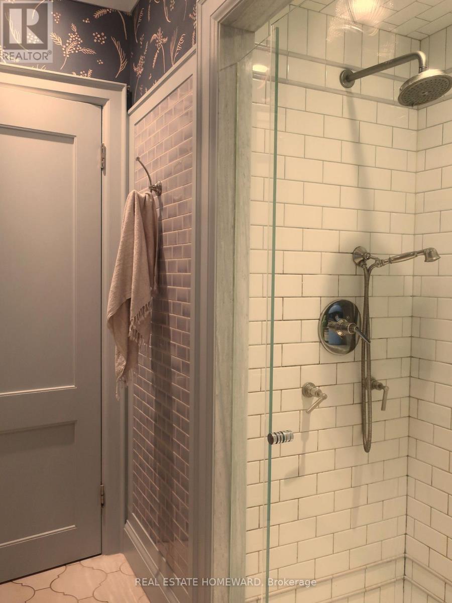 45 GRANT STREET - 25