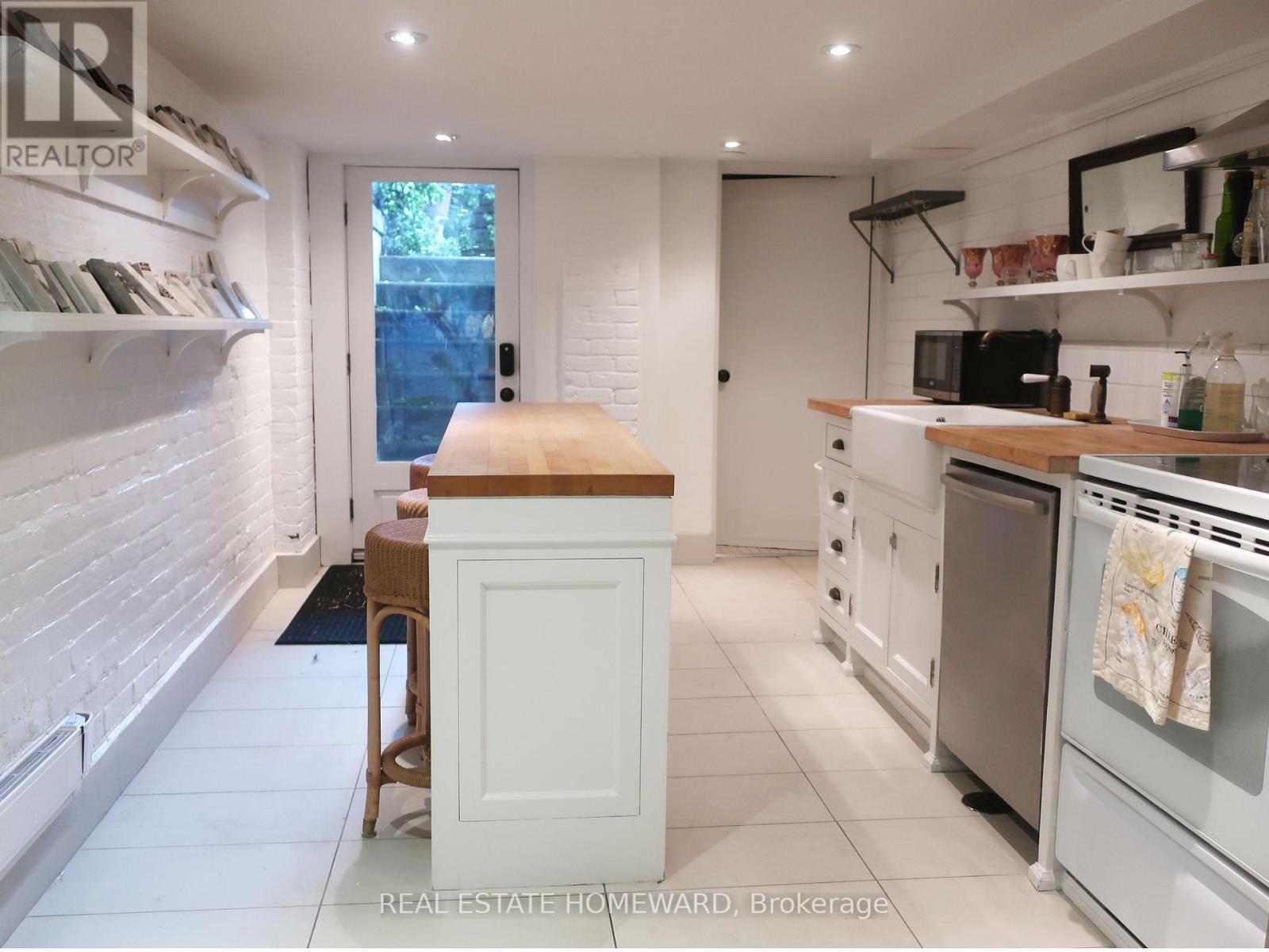 45 GRANT STREET - 31