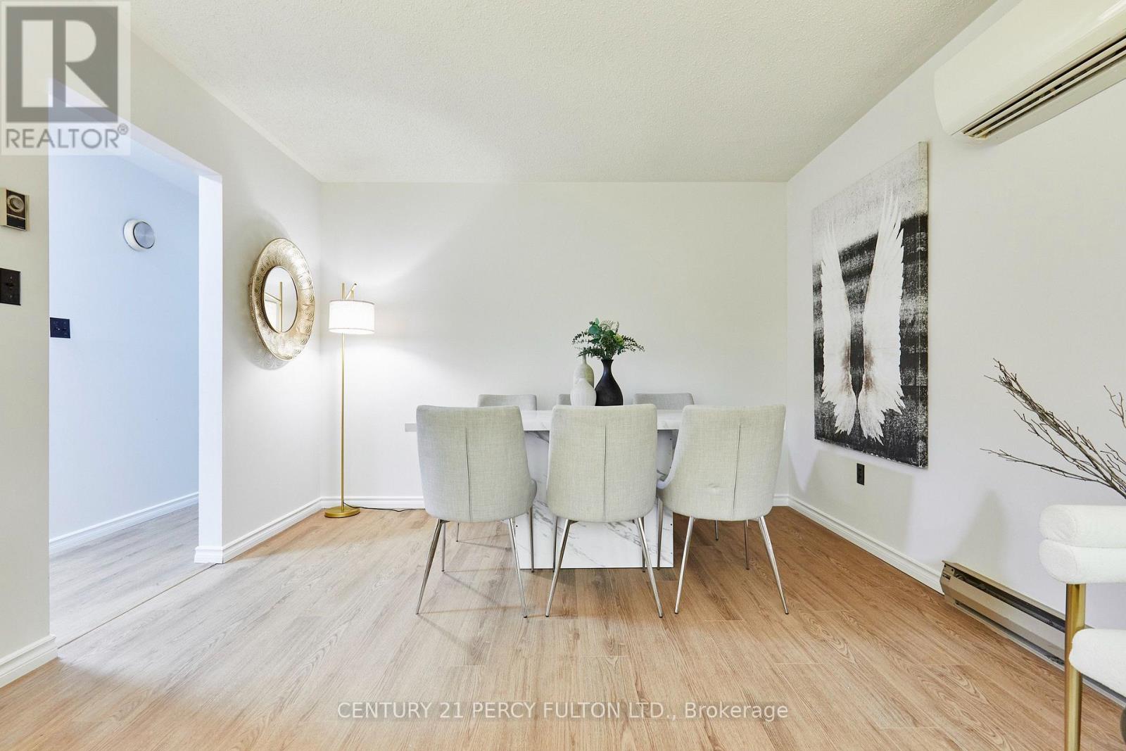 816 CARNABY CRESCENT - 11