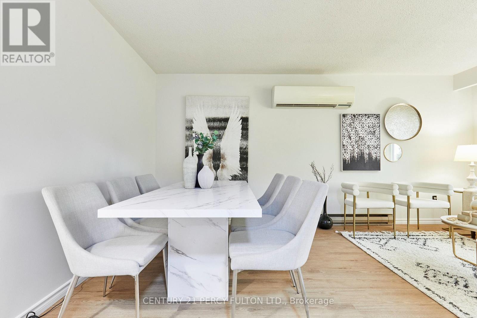816 CARNABY CRESCENT - 12