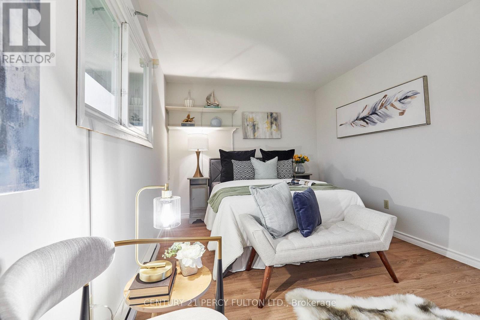 816 CARNABY CRESCENT - 17
