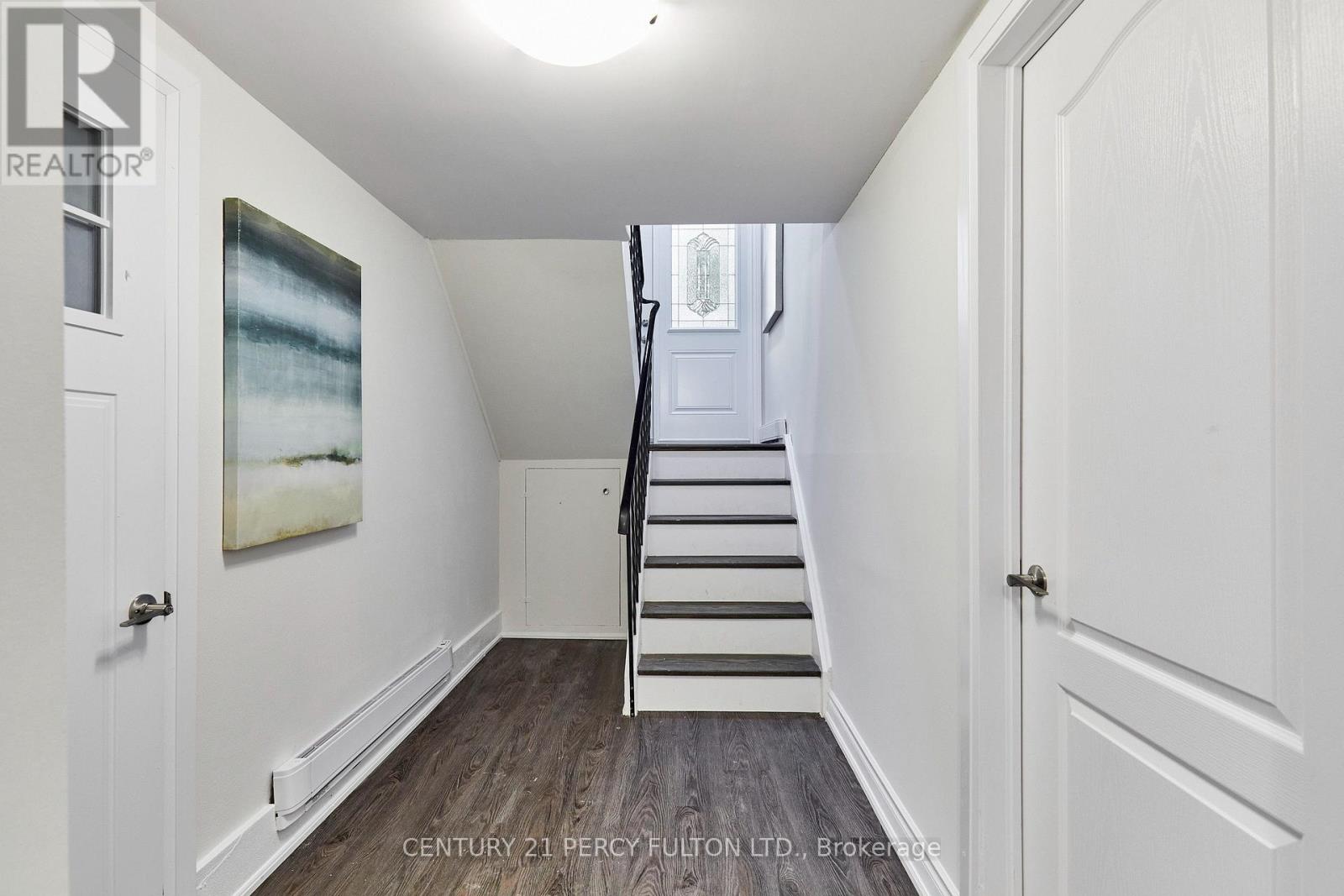 816 CARNABY CRESCENT - 22