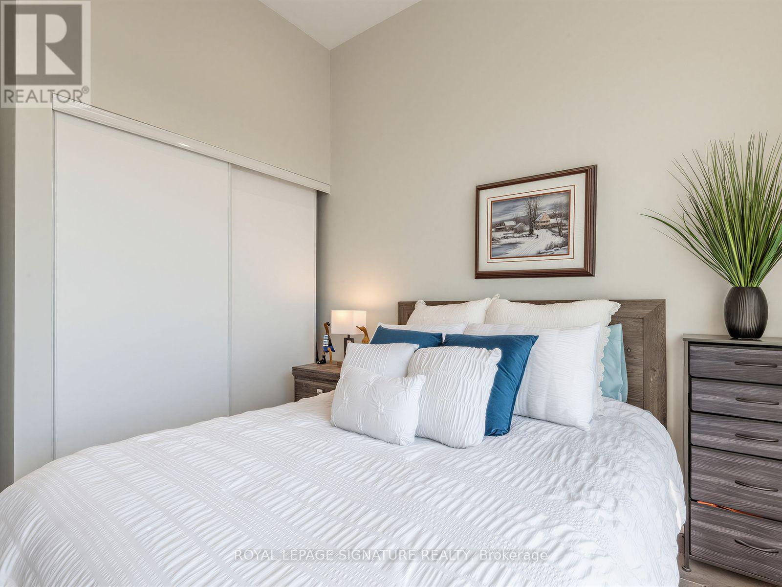 #1205 100 EAGLE ROCK WAY - 12
