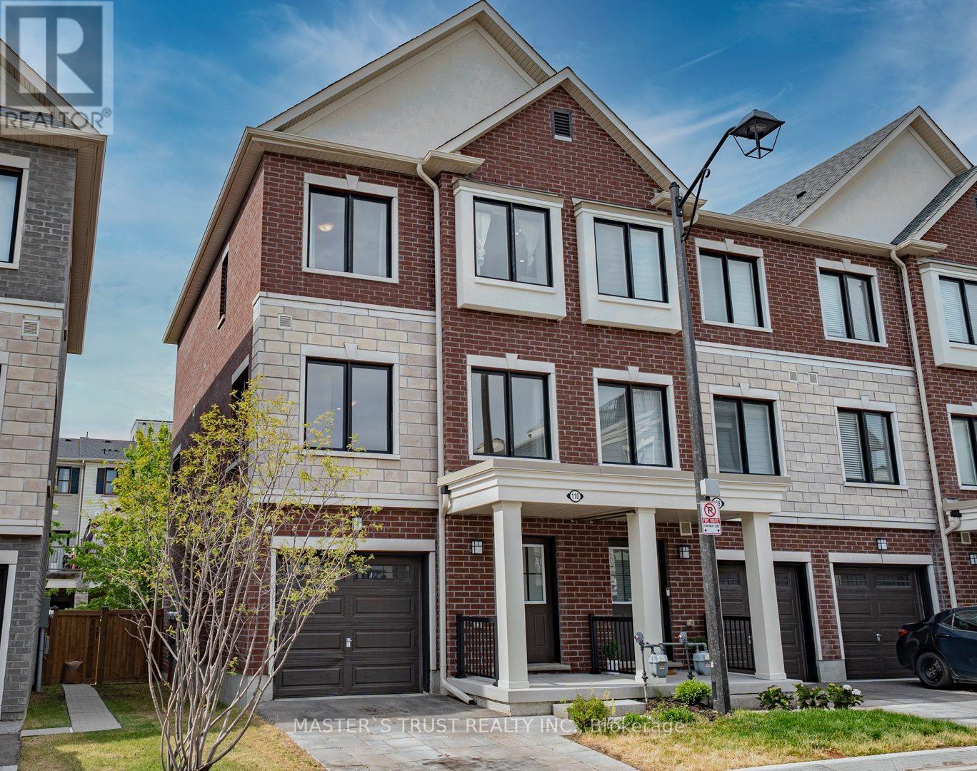 110 COVINGTON CRESCENT - 1