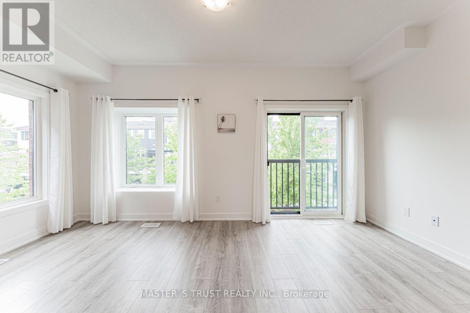 110 COVINGTON CRESCENT - 15