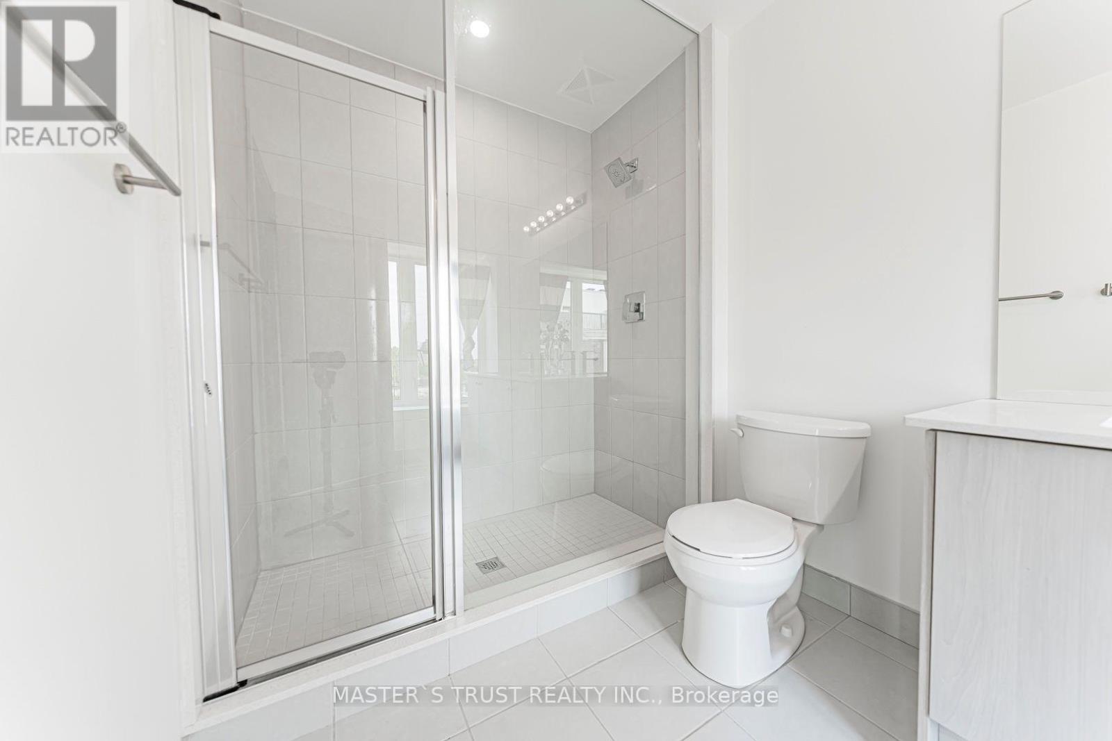 110 COVINGTON CRESCENT - 34