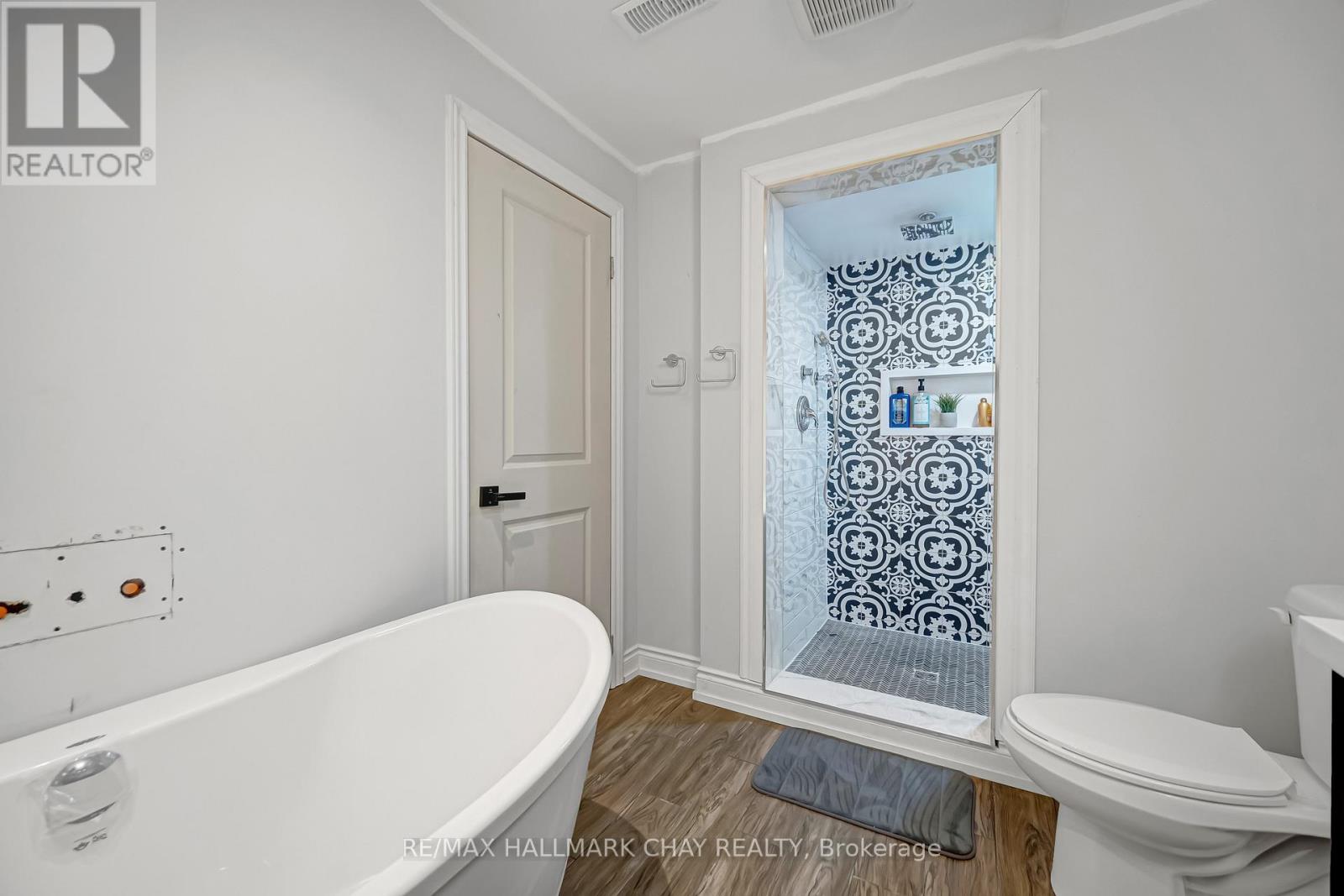20 HOWARD AVENUE - 28