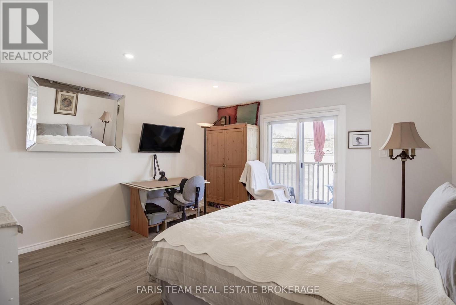 179 JOHN STREET - 15