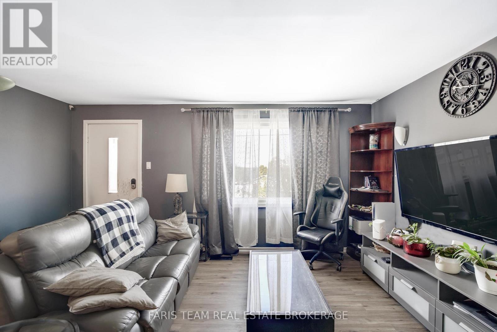 179 JOHN STREET - 7