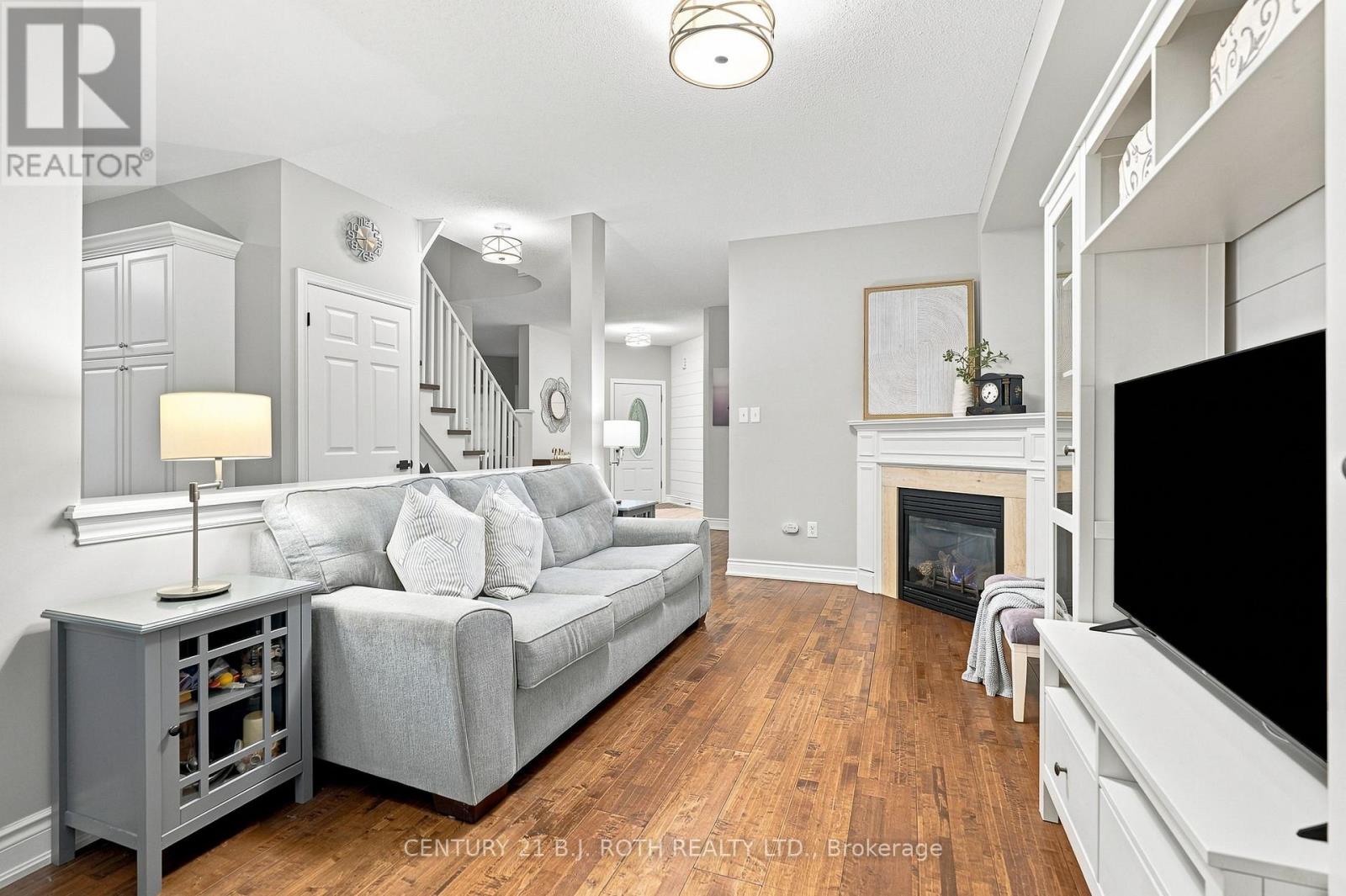 96 PENVILL TRAIL - Image 10