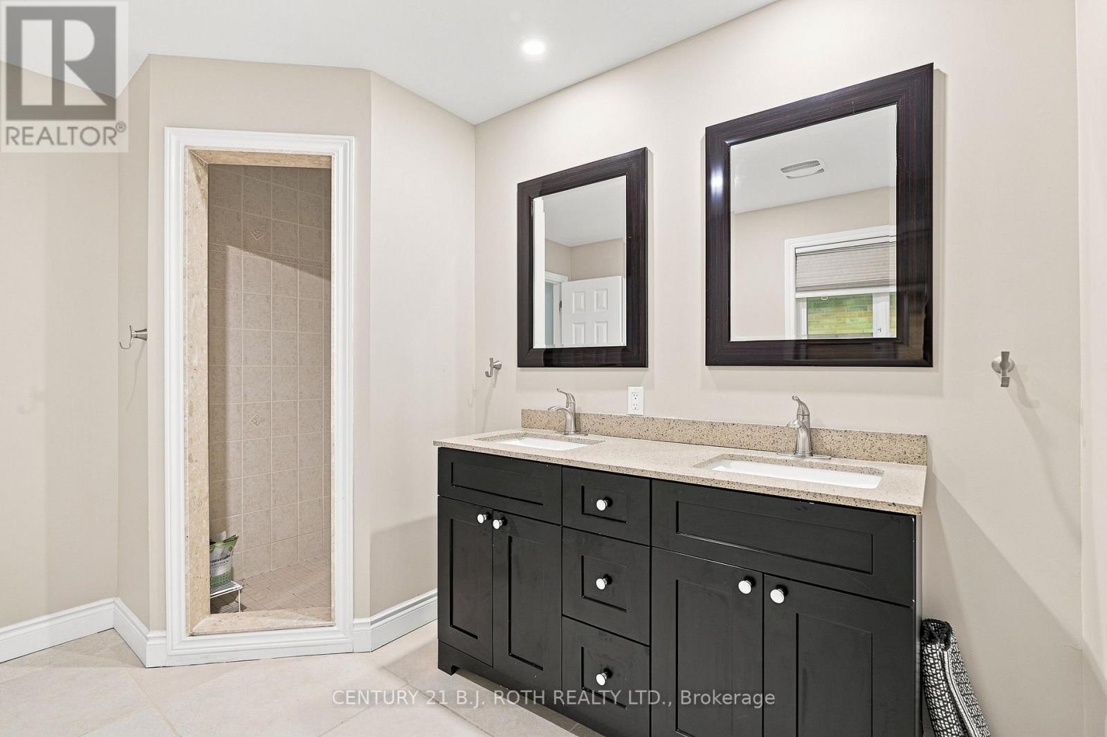 96 PENVILL TRAIL - Image 24