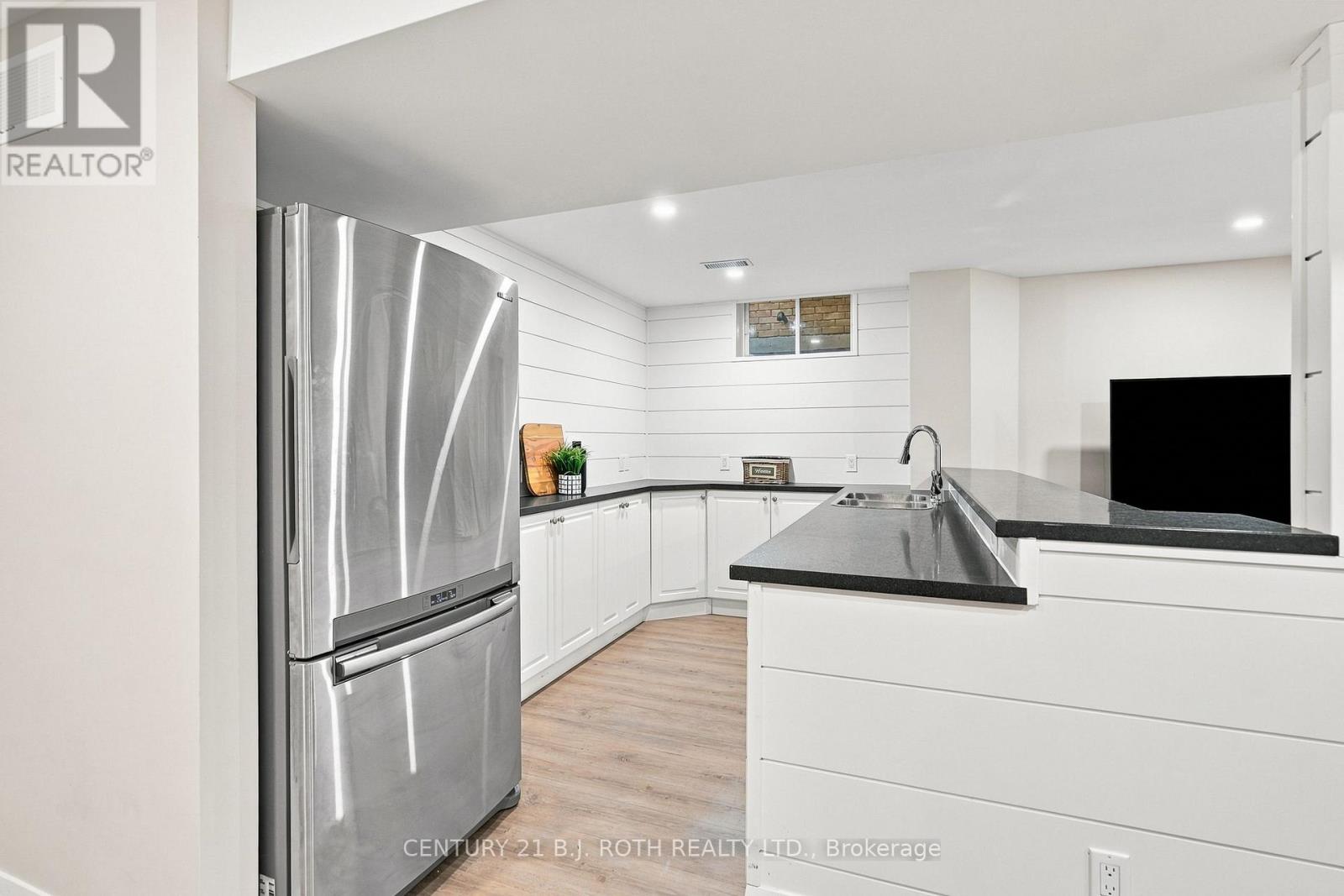 96 PENVILL TRAIL - Image 26