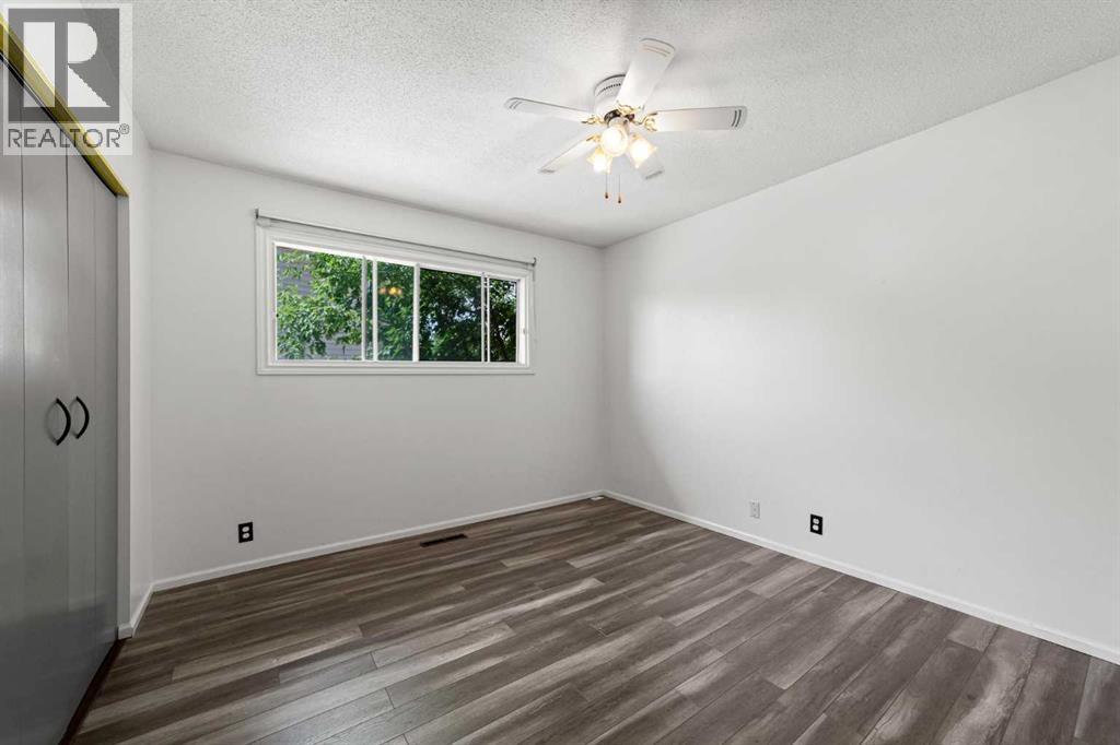 4814 49 Avenue - 11